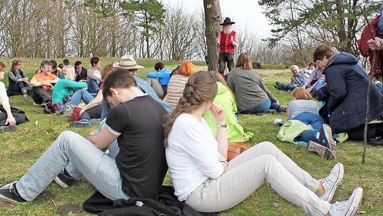 Dösen in der Sonne und dabei spannende Geschichten hören