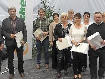 Die Geehrten bei der Firma Rauschert Foto: vs