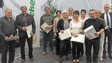 Die Geehrten bei der Firma Rauschert Foto: vs