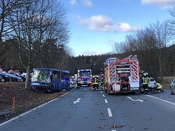 Am Mittwoch hat sich auf der B85 im Landkreis  Kulmbach ein schwerer Verkehrsunfall ereignet.  Foto: News5/Fricke