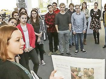 Maresa Schlemmer, Assistentin der Chefredaktion, führt euch durch die Zentralredaktion der Mediengruppe Oberfranken. Foto: Barbara Herbst
