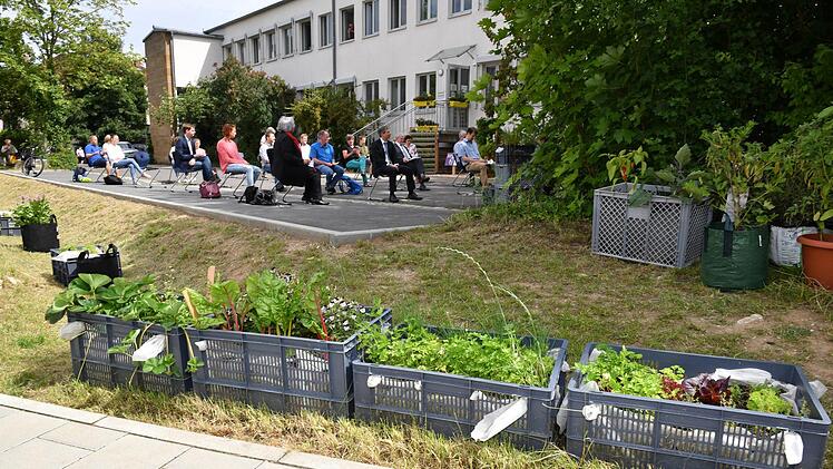 Einweihung Demonstrationsgarten der LWG am Schillerplatz 15. Foto: Ronald Rinklef