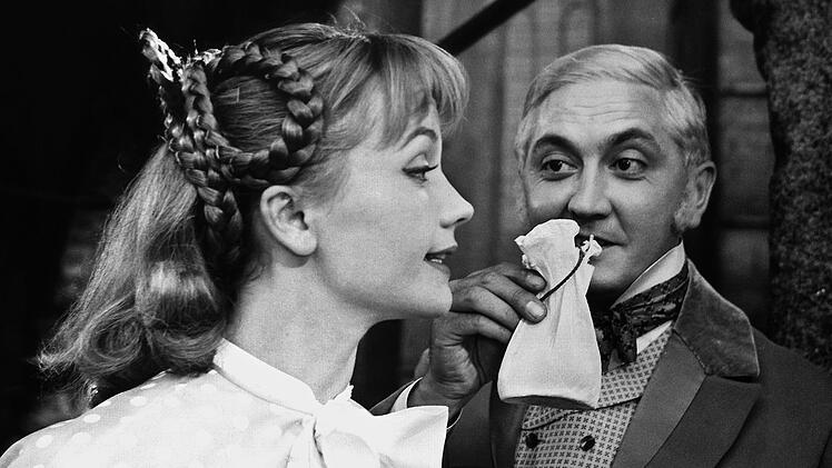 In den originallen "Buddenbrooks" (1959) war "Lilo" Pulver mit Robert Graf zu sehen.