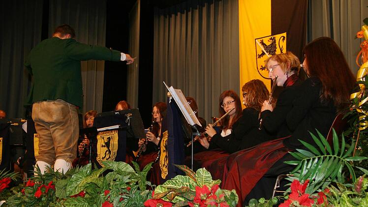 Der Musikverein unter der Regie von Christoph Hohlweg umrahmte die Kulturpreisverleihung - und freute sich über die Auszeichnung.