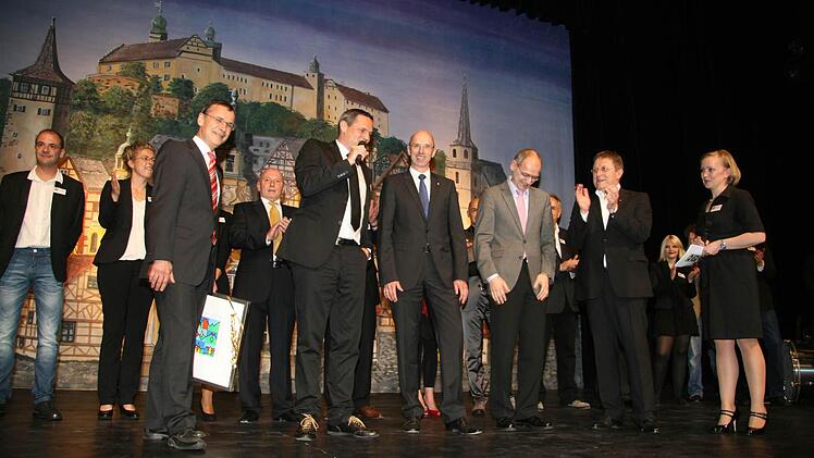 Großer Bahnhof für all diejenigen, die hinter Radio Plassenburg stecken.