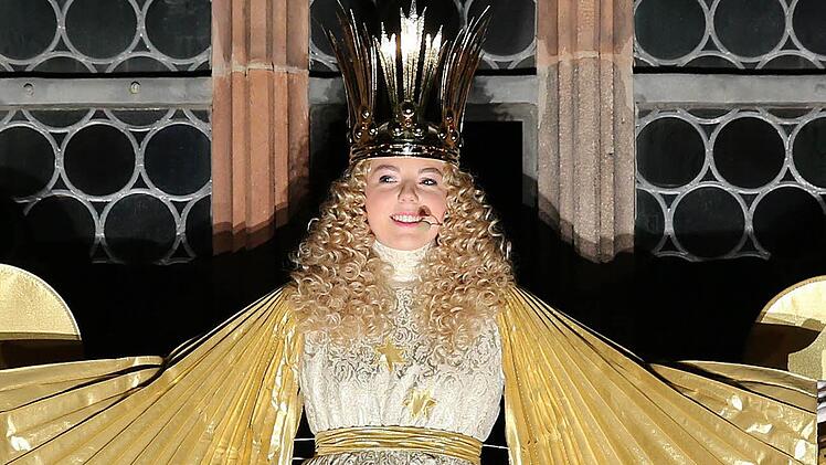 Warum ist das Nürnberger Christkind weiblich? Foto: Daniel Karmann/dpa