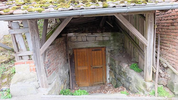Eine Erbengemeinschaft hat den Felsenkeller der Gemeinde Thundorf überlassen, damit alle Bürger ihn nutzen können. Foto: Philipp Bauernschubert