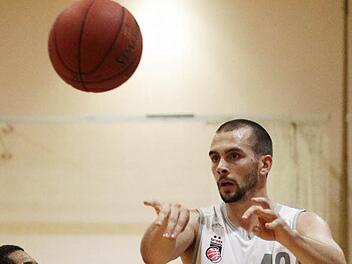 Wirft keine B&auml;lle mehr f&uuml;r Bamberg: Dennis Kramer wechselt nach Trier. Foto: sportpress