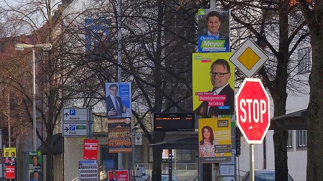 Im Dschungel der Coburger Wahlplakate - hier ein Blick in die Hindenburgstra&szlig;e.Foto: Jochen Berger