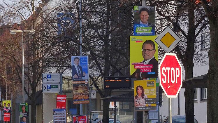 Im Dschungel der Coburger Wahlplakate - hier ein Blick in die Hindenburgstraße.Foto: Jochen Berger