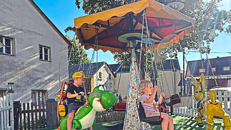 Auch die Kleinen kamen beim Drossenfelder Stra&szlig;enfest auf ihre Kosten.