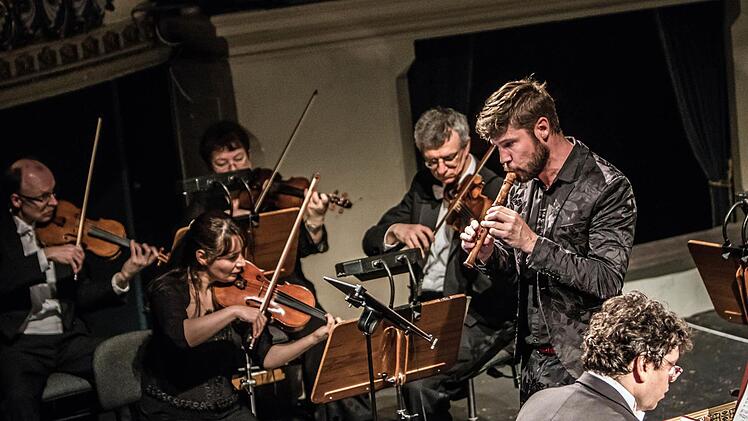 Impressionen vom Barock-Konzert im Landestheater Coburg: Solist Stefan TemmingFoto: Jochen Berger