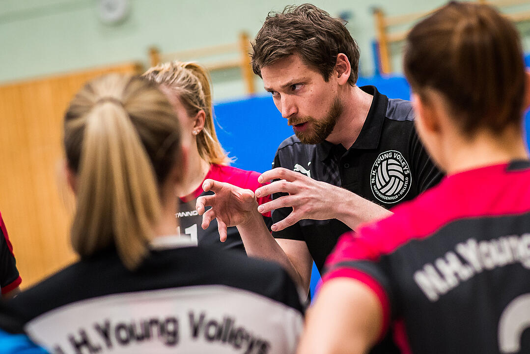 N.H. Young Volleys - TV Erlangen (3:2)