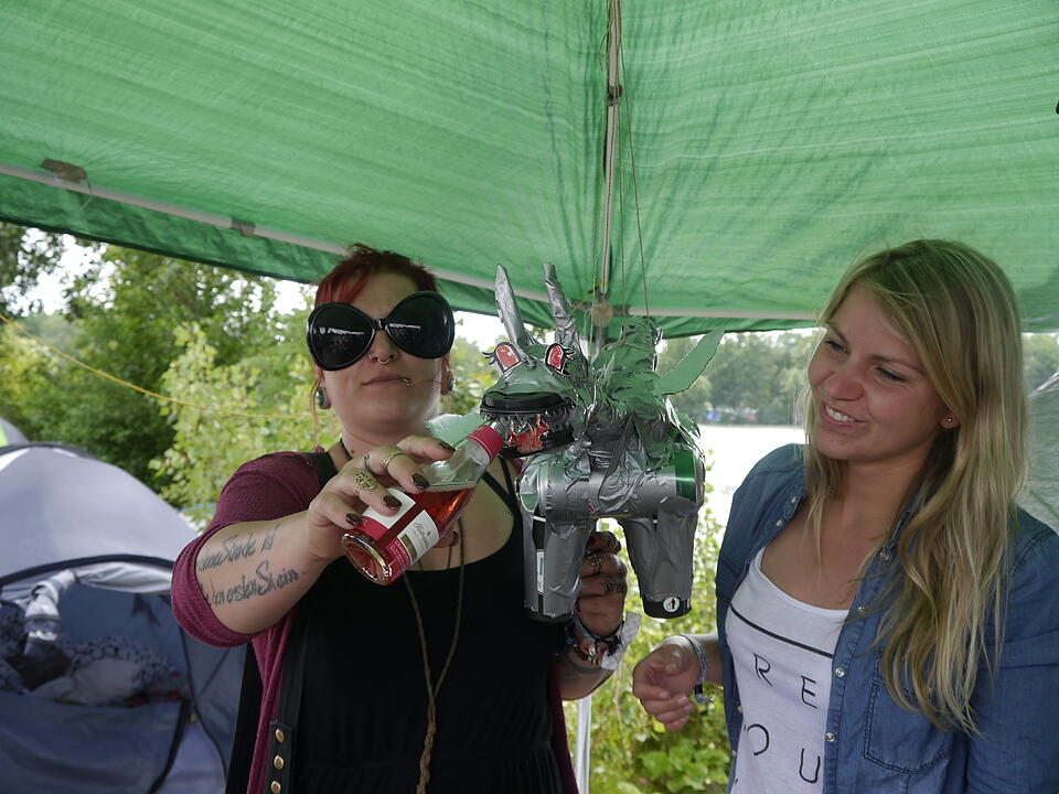 Zweiter Tag bei Rock im Park: Was geht auf dem Zeltplatz ab?