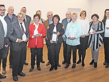 Bei einem Ehrungsabend würdigten Stadt und Stadtrat ehrenamtliches Engagement Foto: Karl Heinz Wirth