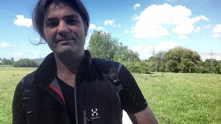 "Ich bin ein Meta-Politiker", sagt Leopold. Ein Philosoph, der hinter die politischen Kulissen schauen will. Fotos: Nikolas Pelke