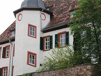 Das Obergeschoss im ehemaligen Forsthaus in Euerdorf soll umgestaltet werden. Fotos: Gerd Schaar