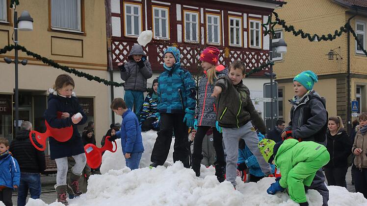 Riesengaudi auf dem Bad Rodacher Marktplatz
