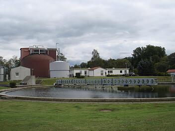 Die Kläranlage des Abwasserverbands Kronach-Süd bei Nagel wird laut Finanzplan allein in den nächsten zwei Jahren über eine Million Euro an Investitionen verschlingen. K.- H. Hofmann