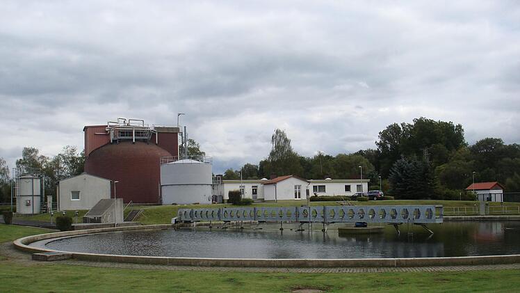 Die Kläranlage des Abwasserverbands Kronach-Süd bei Nagel wird laut Finanzplan allein in den nächsten zwei Jahren über eine Million Euro an Investitionen verschlingen. K.- H. Hofmann