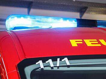 Die Kulmbacher Feuerwehr musste am Montagmorgen ein Kind aus einem verschlossenen Fahrzeug retten. Symbolbild: Barbara Herbst
