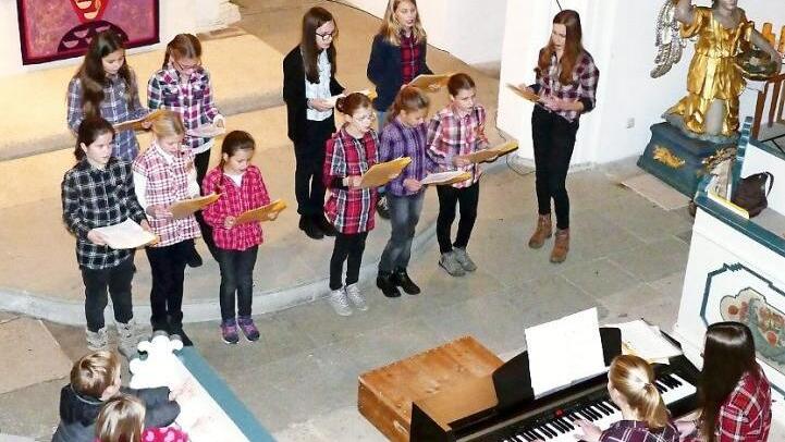Der Jugendchor "Singing Youth" hat sich 2016 neu formiert. Foto: Dieter Hübner