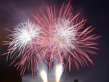 Eindrücke vom Rakoczy-Feuerwerk. Foto: Peter Rauch