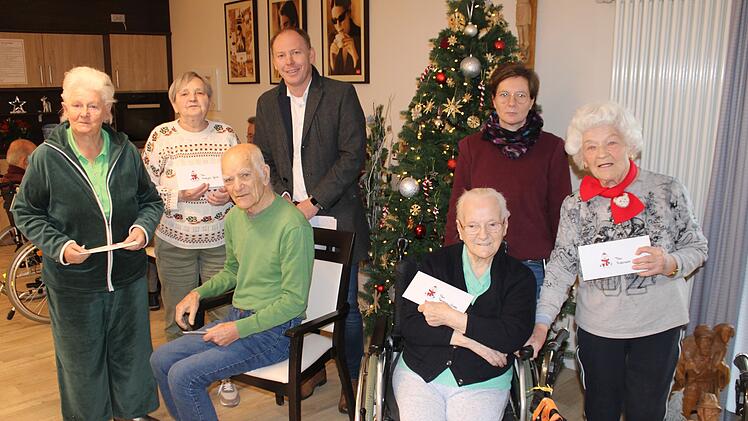 Kitzingen: Weihnachtsgrußliste - Bürger spenden für ihre bedürftigen Mitbürger