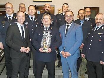 Ehrungen bei der Feuerwehr Meeder  Foto: Karin Günther