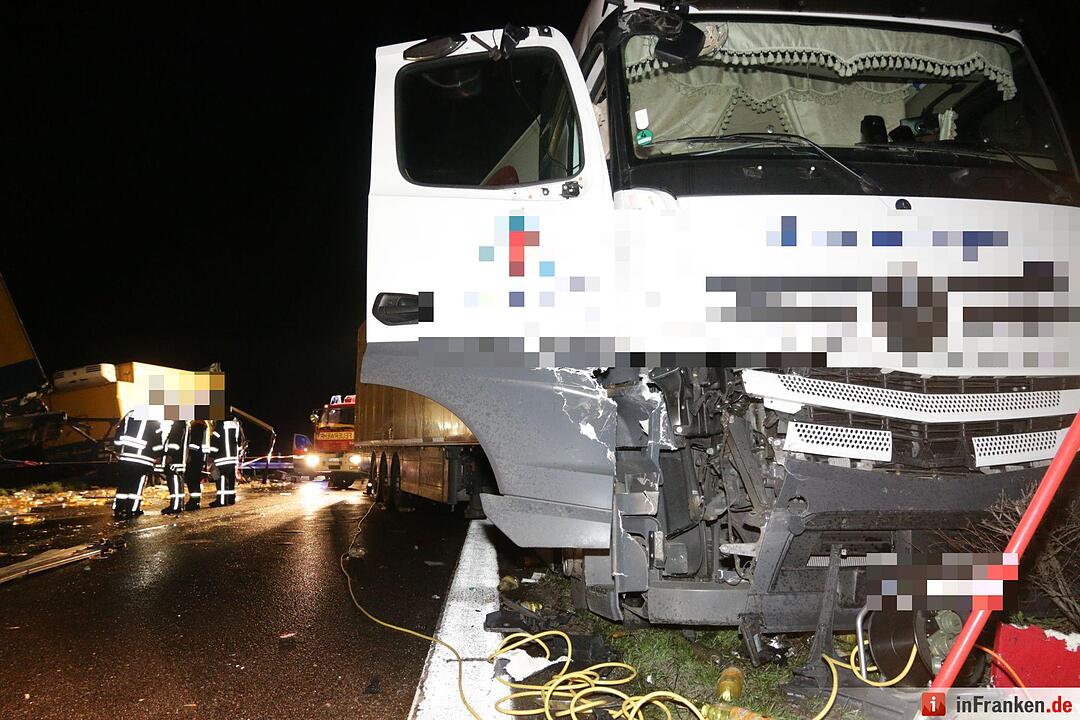 Lkw-Unfall auf A3: Vollsperrung