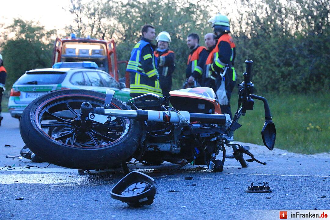Unfall bei Ebern: Motorradfahrer schwer verletzt