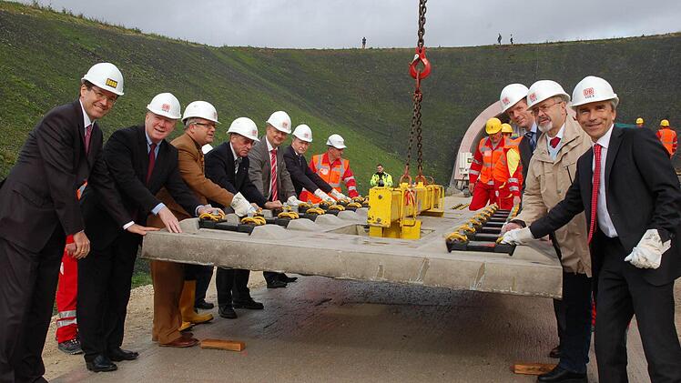 Die Politik packt mit an. Foto: Rainer Lutz