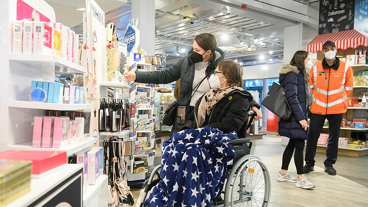 ASB Wünschewagen: Rundflug am Nürnberger Flughafen