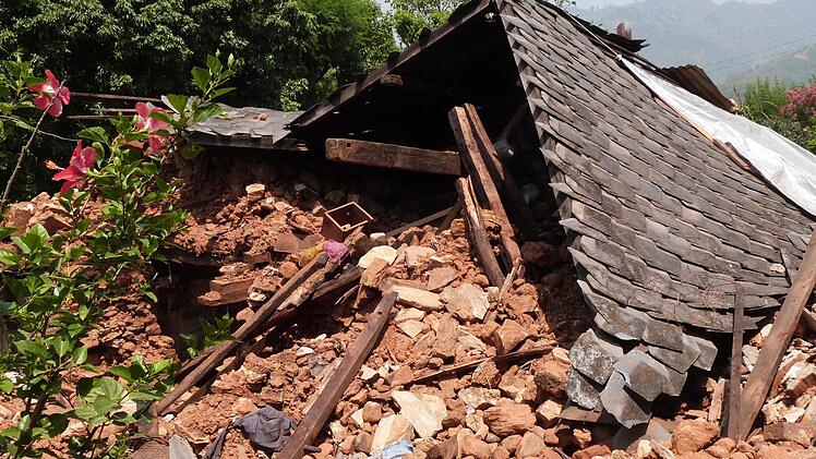 Nepal nach den Erdbeben  Foto: Nepalhilfe Kulmbach