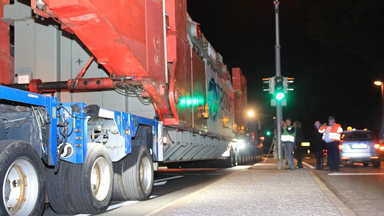Schwertransporter Bamberg am 5. Mai 2015 Foto: Ferdinand Merzbach