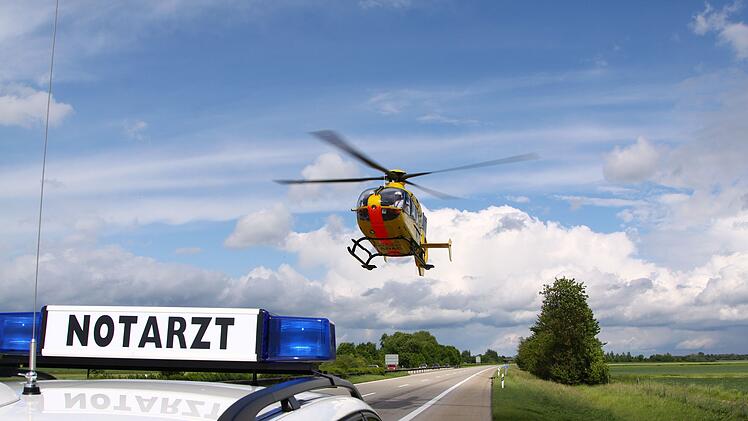 Nach Unfall auf Bundesstraße bei Gunzenhausen: Fußgänger stirbt in Krankenhaus