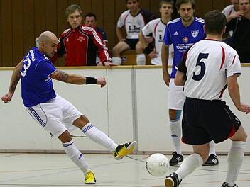 Beim Rotmain-Masters in Neudrossenfeld - das einzige Qualifikationsturnier im Kulmbacher Raum für die Kreismeisterschaft - wird nicht mehr klassischer Hallenfußball, sondern Futsal gespielt. Foto: Monika Limmer
