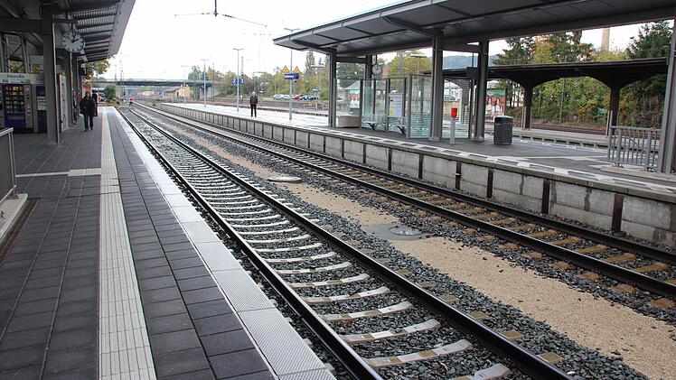 Wo bleibt der Zug im Bahnhof Forchheim? Foto: Peter Groscurth