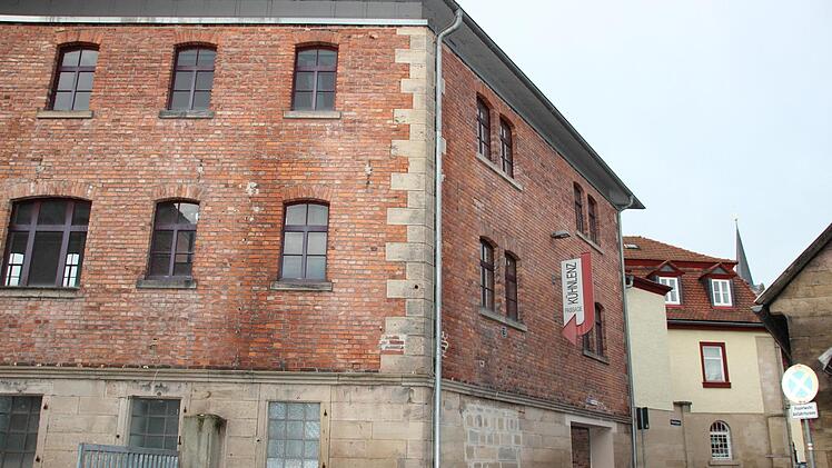 Zentral gelegen wie die Kühnlenzpassage (im Bild) oder doch eher am Stadtrand - wo sollte eine Stadthalle geplant werden? Foto: Andreas Schmitt