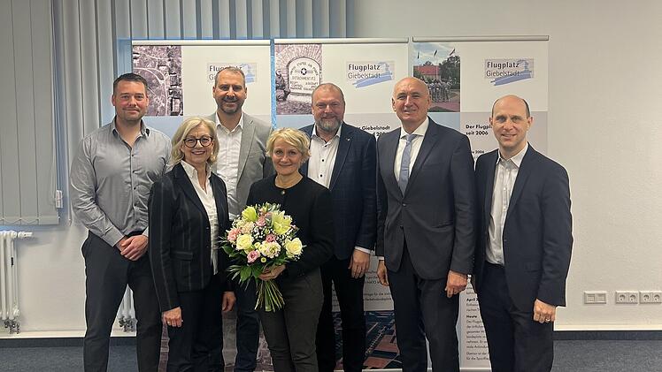 Flugplatz Giebelstadt verabschiedet Geschäftsführerin Annette Barreca