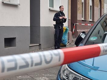 Frau und Baby tot aufgefunden – Vater tatverdächtig