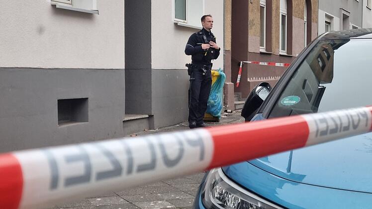 Frau und Baby tot aufgefunden – Vater tatverdächtig