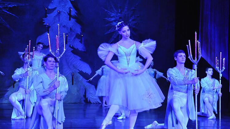 "Der Nussknacker" im Kurtheater  Foto: Klopf