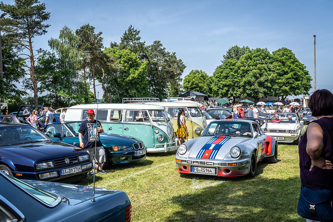 Treffen für PKW/Traktoren und Motorräder bis Baujahr 1996. Treffen für PKW/Traktoren und Motorräder bis Baujahr 1996.