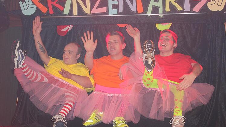 Sie luden ein zur Prinzenparty und brachten die Stimmung zum Bersten (von links): Stefan Nemnitz, Peter Neubauer, Michael Neubauer
