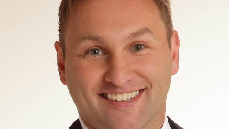 Jürgen Baumgärtner (CSU): Die Menschen in Kronach und Lichtenfels brauchen eine starke Stimme in München. Die Diskussion bietet die Chance, die Kandidaten live im Vergleich zu erleben. Wofür stehen die Kandidaten und ihre Parteien? Wer kann die Interessen unserer Region entschlossen vertreten? In der gemeinsamen Diskussion können die Menschen Antworten hierauf finden, um eine gute Wahl zu treffen. Demokratie hautnah.