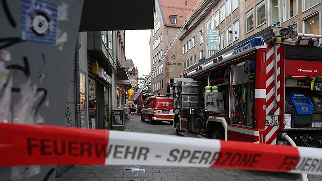 Am Montagnachmittag brach in einem Restaurant der N&uuml;rnberger Innenstadt ein Feuer aus. Verletzte gab es nach bisher vorliegenden Informationen nicht. NEWS5 / Grundmann