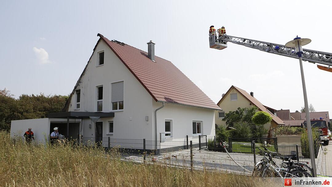 Wohnhausbrand in Allersberg - Feuerwehr verhindert schlimmeres