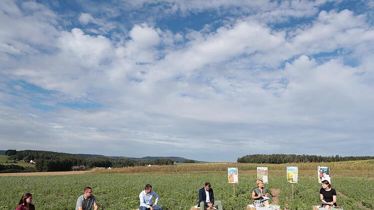 Landwirtschafts- und Ernährungsministerin Julia Klöckner besuchte am Donnerstag den Landkreis Kulmbach. Foto: Matthias Hoch