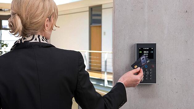 Linken-Fraktionsvize Susanne Ferschl kritisierte, dass die vom Europ&auml;ischen Gerichtshof geforderte Arbeitszeiterfassung in Deutschland noch immer nicht umgesetzt ist. Foto: PCS Systemtechnik, dpa